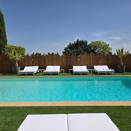 Hotel Le Saint-Genies Uzès Exteriör bild