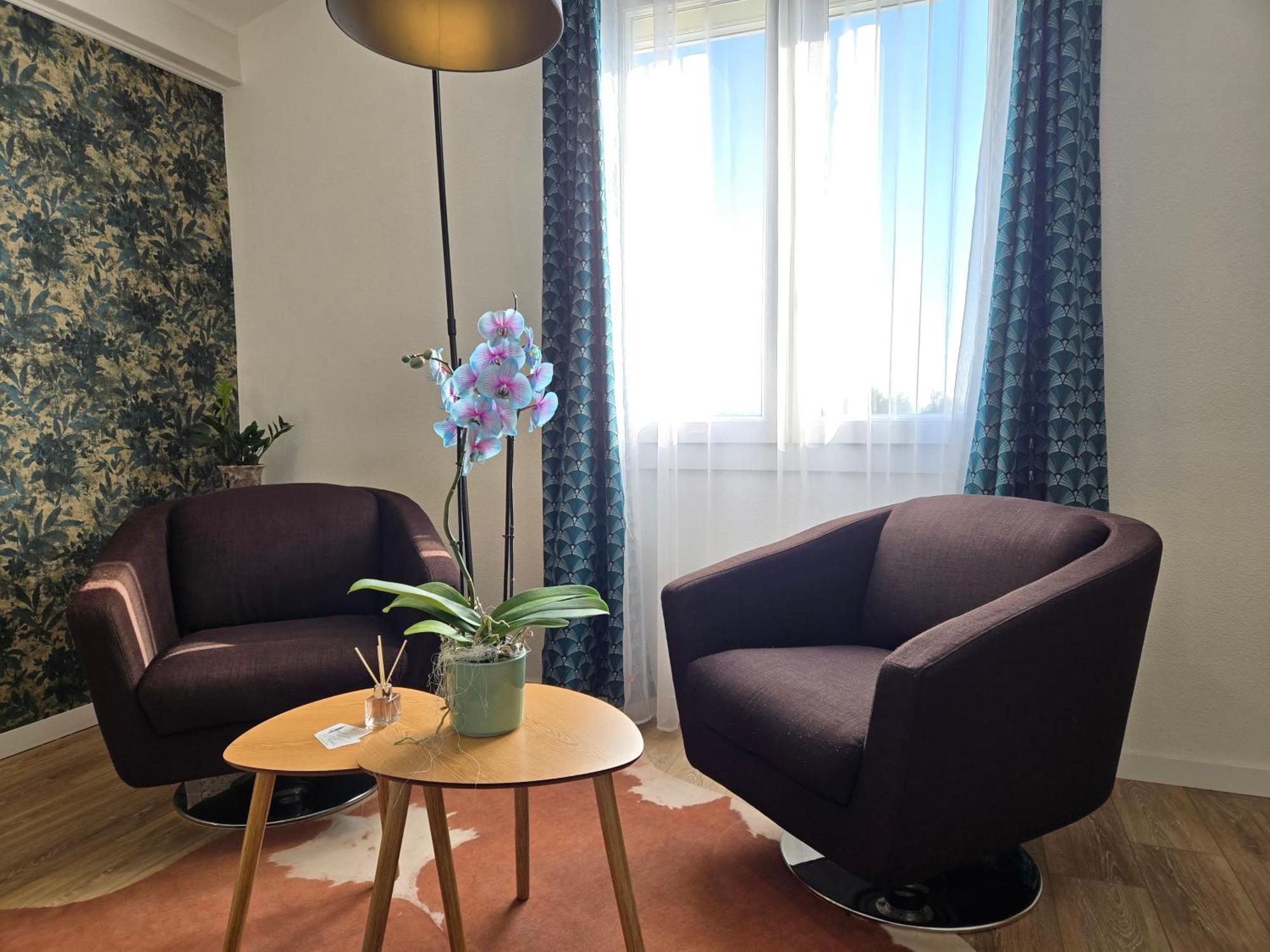Hotel Le Saint-Genies Uzès Exteriör bild